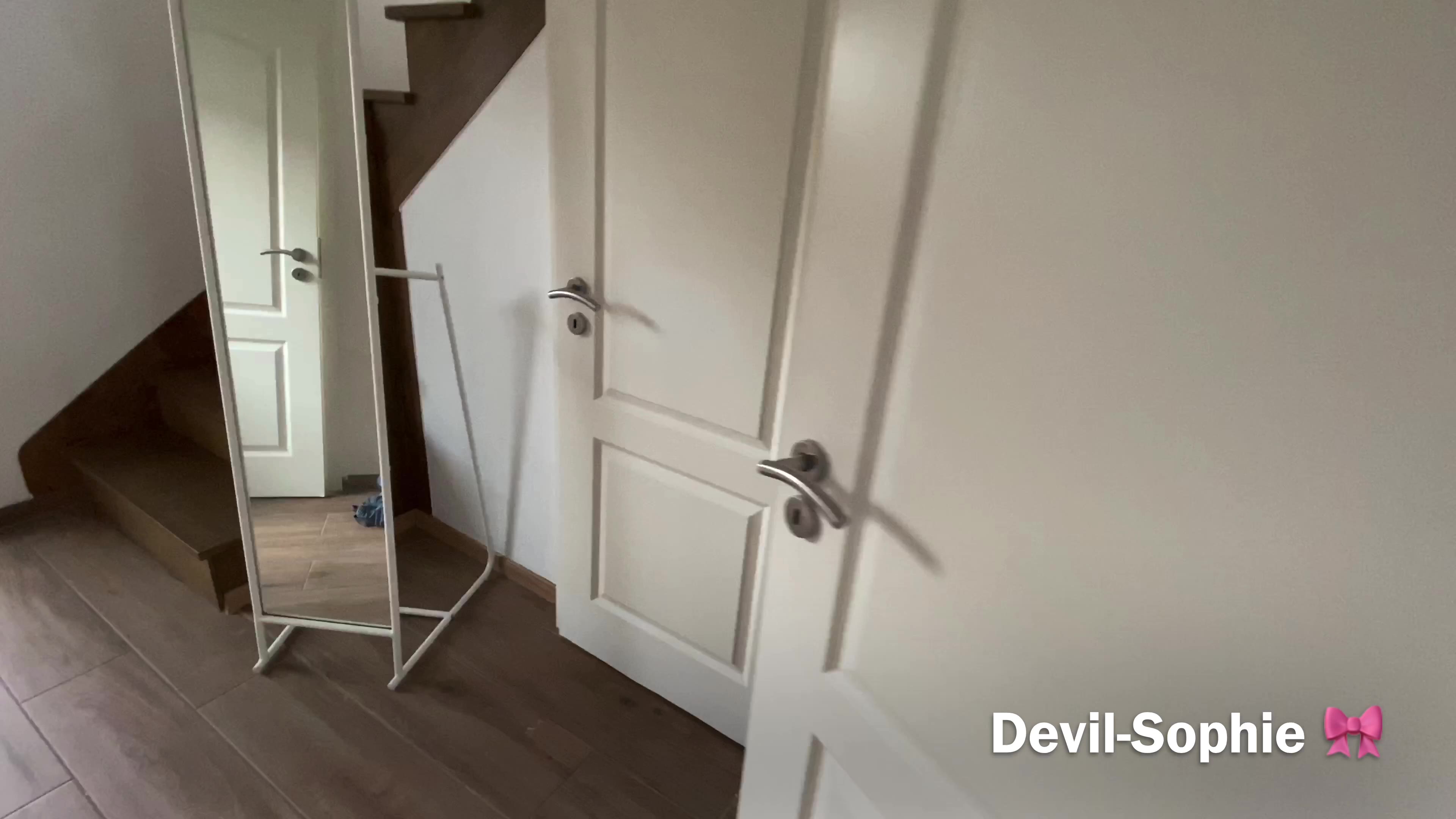 Come and shit on my nylon tights - violent diarrhea Devil Sophie ...